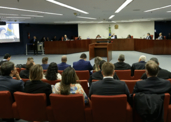 STF retoma julgamento que pode condenar kids pretos por trama golpista STF retoma julgamento que pode condenar kids pretos por trama golpista