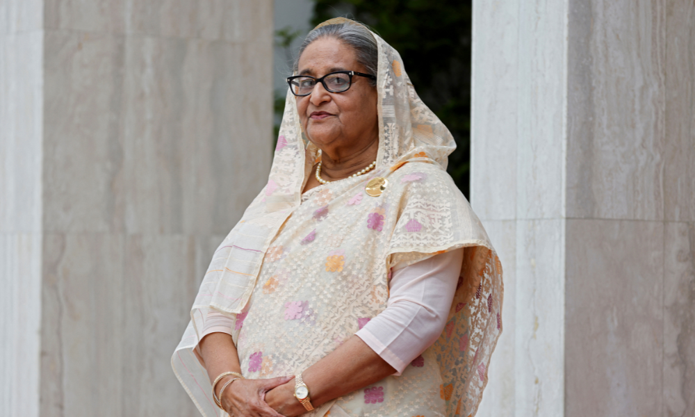 Ex-primeira-ministra de Bangladesh é condenada à morte