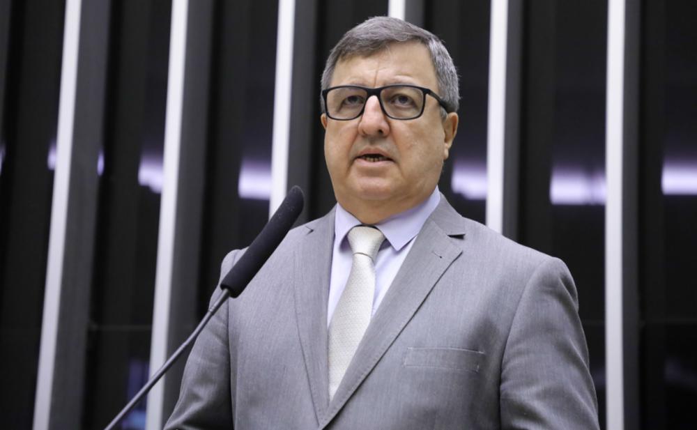 Danilo Forte defende projeto que classifica facções criminosas como terroristas