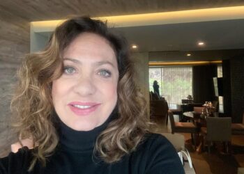 Eliane Giardini confirma continuação de ‘Avenida Brasil’: ‘Tenho um pouco de medo’ Eliane Giardini confirma continuação de ‘Avenida Brasil’: ‘Tenho um pouco de medo’