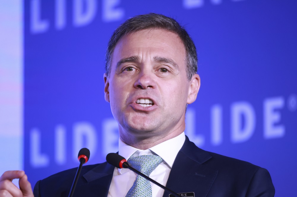 Mendonça diz que Brasil enfrenta ‘estado de insegurança jurídica’