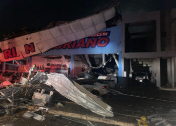 Seis pessoas morrem e mais de 400 ficam feridas após ciclone no Paraná