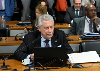 Ferrogrão deve ser tratada com responsabilidade constitucional, afirma senador José Lacerda Ferrogrão deve ser tratada com responsabilidade constitucional, afirma senador José Lacerda