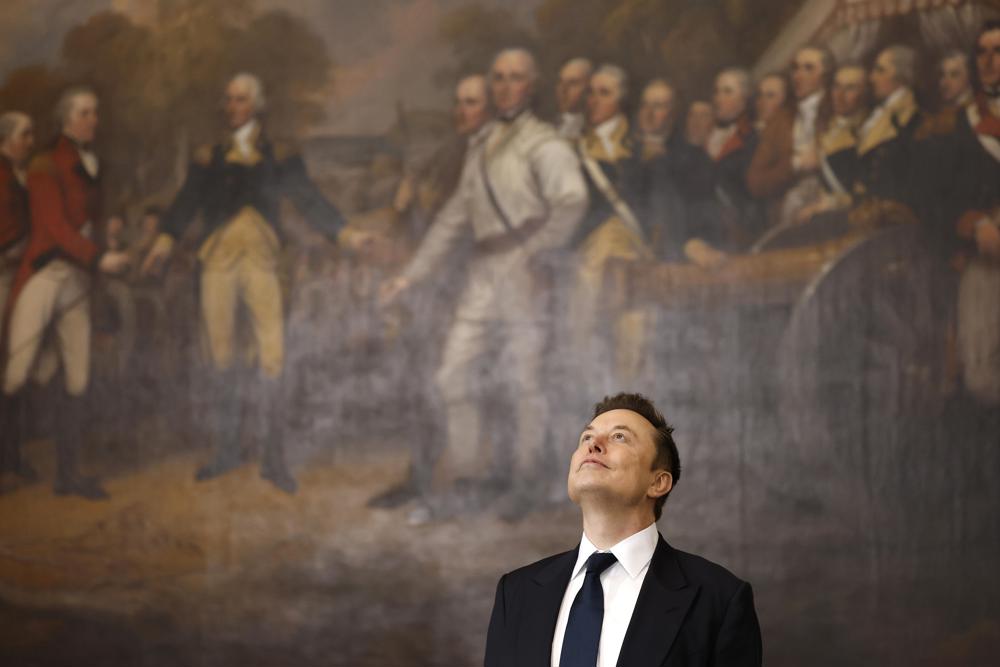 União Europeia aplica multa de €120 milhões ao X, de Elon Musk