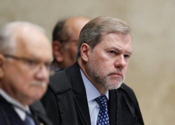 Toffoli determina retomada de investigações sobre suposta fraude bilionária no Banco Master Toffoli determina retomada de investigações sobre suposta fraude bilionária no Banco Master