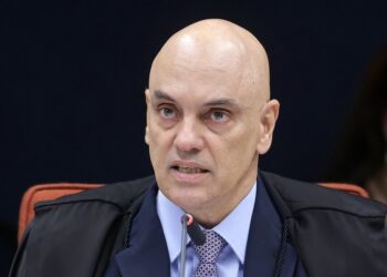 Moraes reconhece dúvida sobre ida de Filipe Martins aos EUA, mas nega violações Ícone de Busca