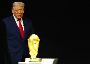 Trump diz no sorteio da Copa que ‘soccer’ é o verdadeiro futebol: ‘Precisamos arrumar outro nome’ Trump diz no sorteio da Copa que ‘soccer’ é o verdadeiro futebol: ‘Precisamos arrumar outro nome’