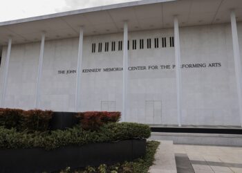 Centro cultural em Washington muda de nome para homenagear Trump Centro cultural em Washington muda de nome para homenagear Trump