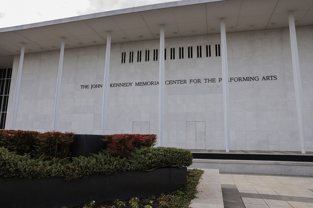 Centro cultural em Washington muda de nome para homenagear Trump