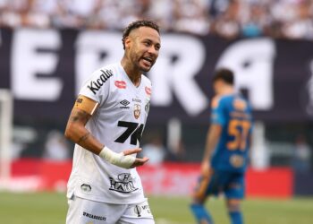 Neymar não garante se fica no Santos: ‘Ver o que é melhor pra todos’ Neymar não garante se fica no Santos: ‘Ver o que é melhor pra todos’