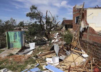 Ventos de 90 km/h e granizo: ciclone extratropical ameaça novos estados Ventos de 90 km/h e granizo: ciclone extratropical ameaça novos estados