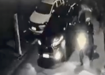 Homem morre após ser baleado dentro de carro no Capão Redondo