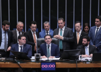 PL da Dosimetria beneficia criminosos comuns, dizem especialistas PL da Dosimetria: saiba como votou partidos e deputados