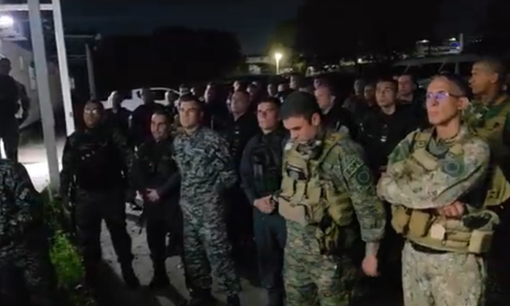 Operação com mil policiais mira expansão de facção no Complexo do Salgueiro