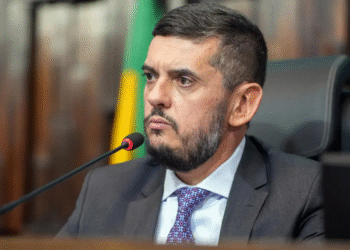 PF deflagra 2ª fase da Operação Unha e Carne e mira novamente Rodrigo Bacellar Bacellar pede licença de 10 dias da Alerj após sair da prisão