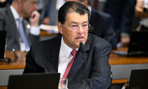 Braga retira de projeto das bets prazo maior para aprovação de lucros e dividendos