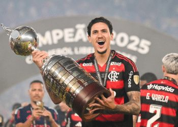 Filipe Luís projeta retorno de Pedro na semifinal: ‘Expectativa é que tenha minutos’ Filipe Luís projeta retorno de Pedro na semifinal: ‘Expectativa é que tenha minutos’