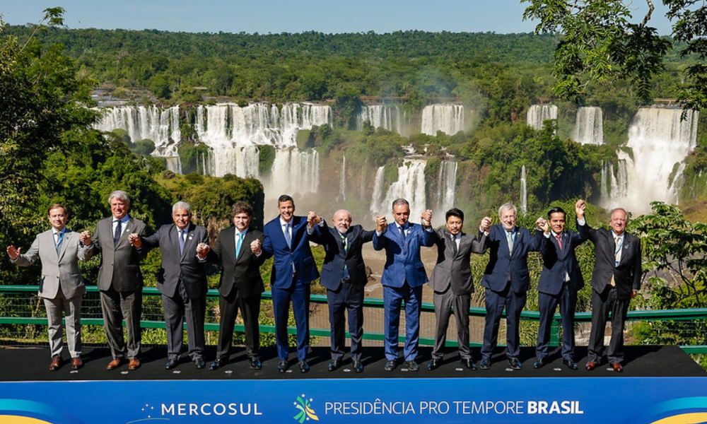 Lula critica indecisão da Europa e cobra coragem política para fechar acordo