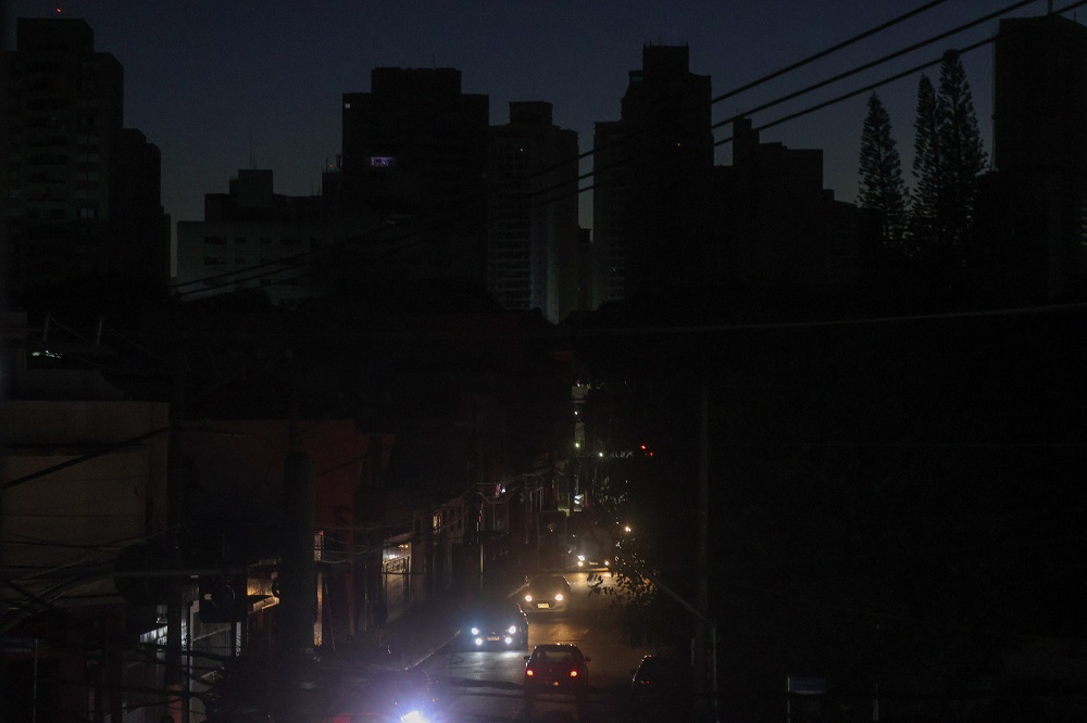 Hospital São Paulo está mais de 24 horas sem energia