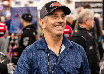 Quem era Greg Biffle, ex-piloto da NASCAR morto em acidente aéreo nos EUA Quem era Greg Biffle, ex-piloto da NASCAR morto em acidente aéreo nos EUA