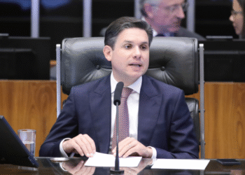 STF invade a prerrogativa do Congresso em fixar critérios sobre emendas, diz Motta STF invade a prerrogativa do Congresso em fixar critérios sobre emendas, diz Motta