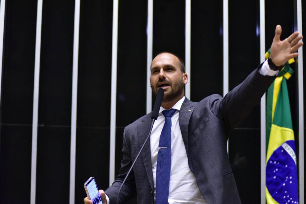 Eduardo Bolsonaro diz que ‘valeu a pena’ ir para os EUA e que a história não acabou: ‘Resistiremos e venceremos’ 