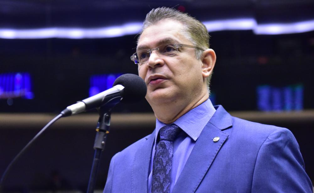 ‘Quando o Legislativo aceita a tutela, perde autoridade’, diz líder o PL sobre cassações