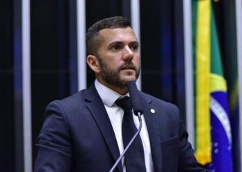 Carlos Jordy nega irregularidades e classifica operação da PF como ‘perseguição’