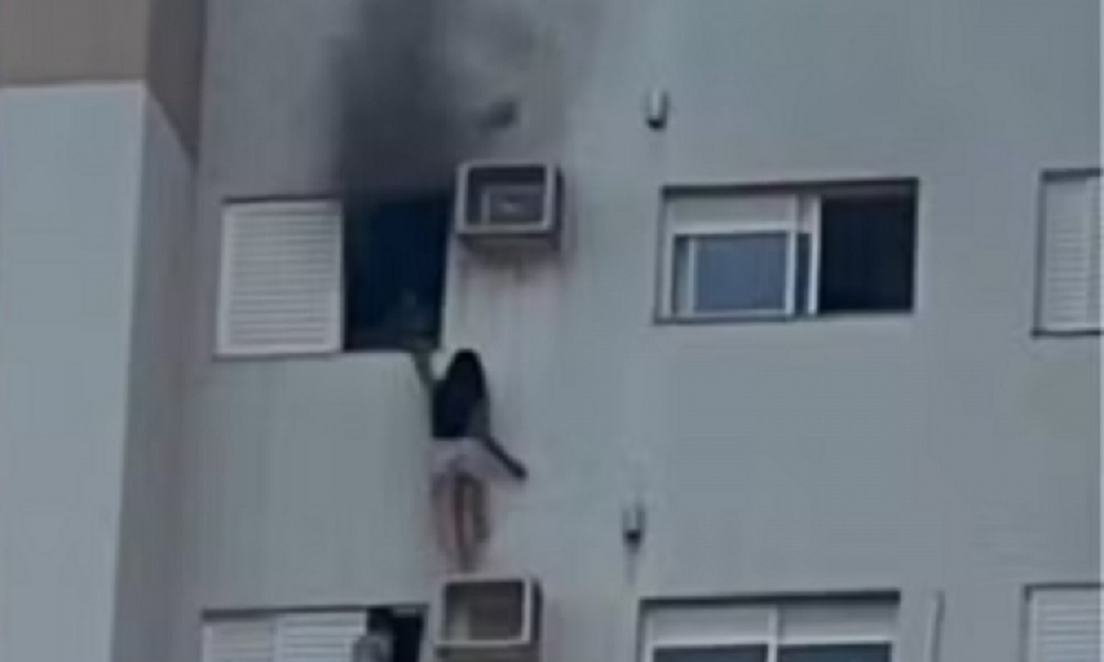 Advogada que salvou família em incêndio no PR acorda e se comunica com familiares