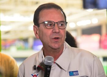 RJ decreta ponto facultativo nesta quarta para finais de Flamengo e Vasco RJ decreta ponto facultativo nesta quarta para finais de Flamengo e Vasco