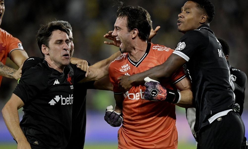 Vasco vence o Fluminense nos pênaltis e vai à final da Copa do Brasil