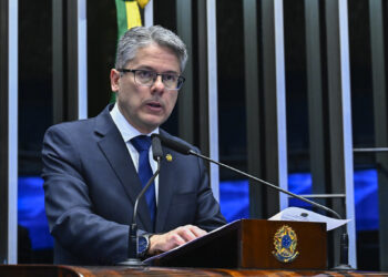 Senado aprova PL antifacção; texto volta à Câmara Ícone de Busca
