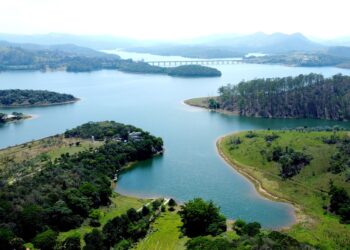 Sistema Cantareira opera com cerca de 20% da capacidade Sistema Cantareira opera com cerca de 20% da capacidade