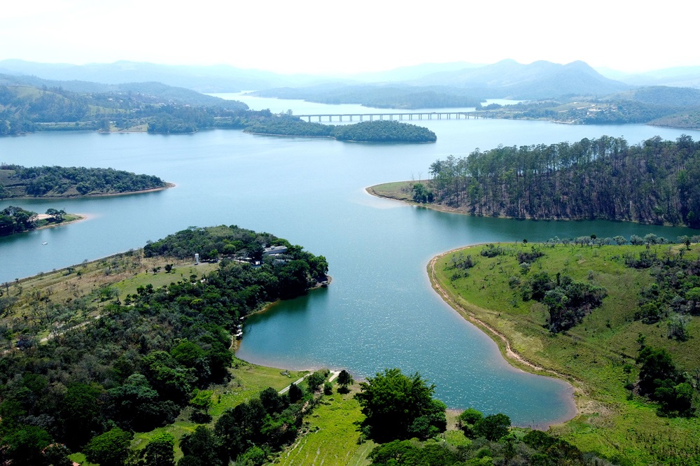 Sistema Cantareira opera com cerca de 20% da capacidade