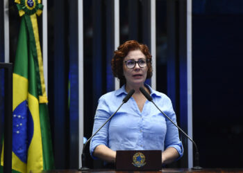 Veja fotos da prisão onde Zambelli pode cumprir pena Ícone de Busca